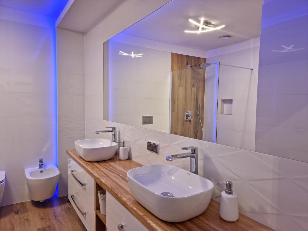 コバリApartament W Karkonoszachアパートメント エクステリア 写真